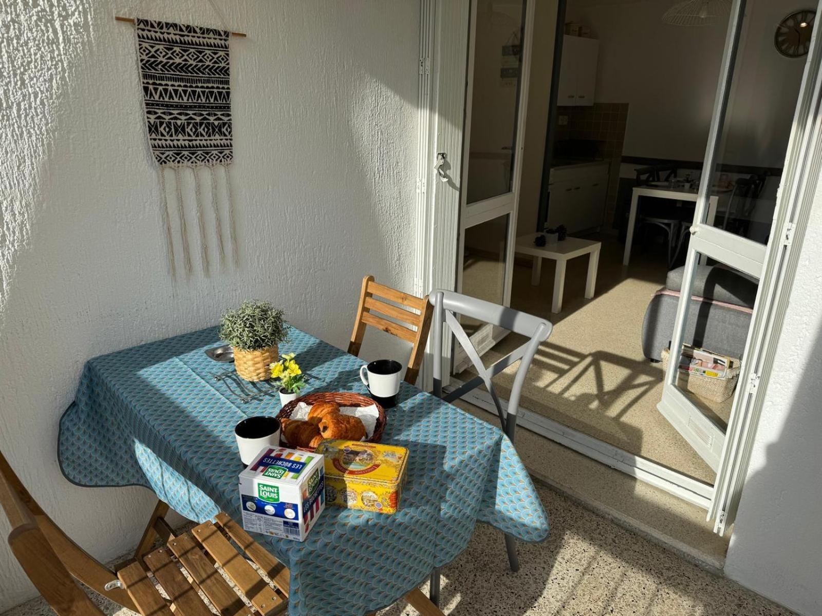 Agréable appartement RDC proche centre-ville et plages Le Grau-du-Roi Exterior foto